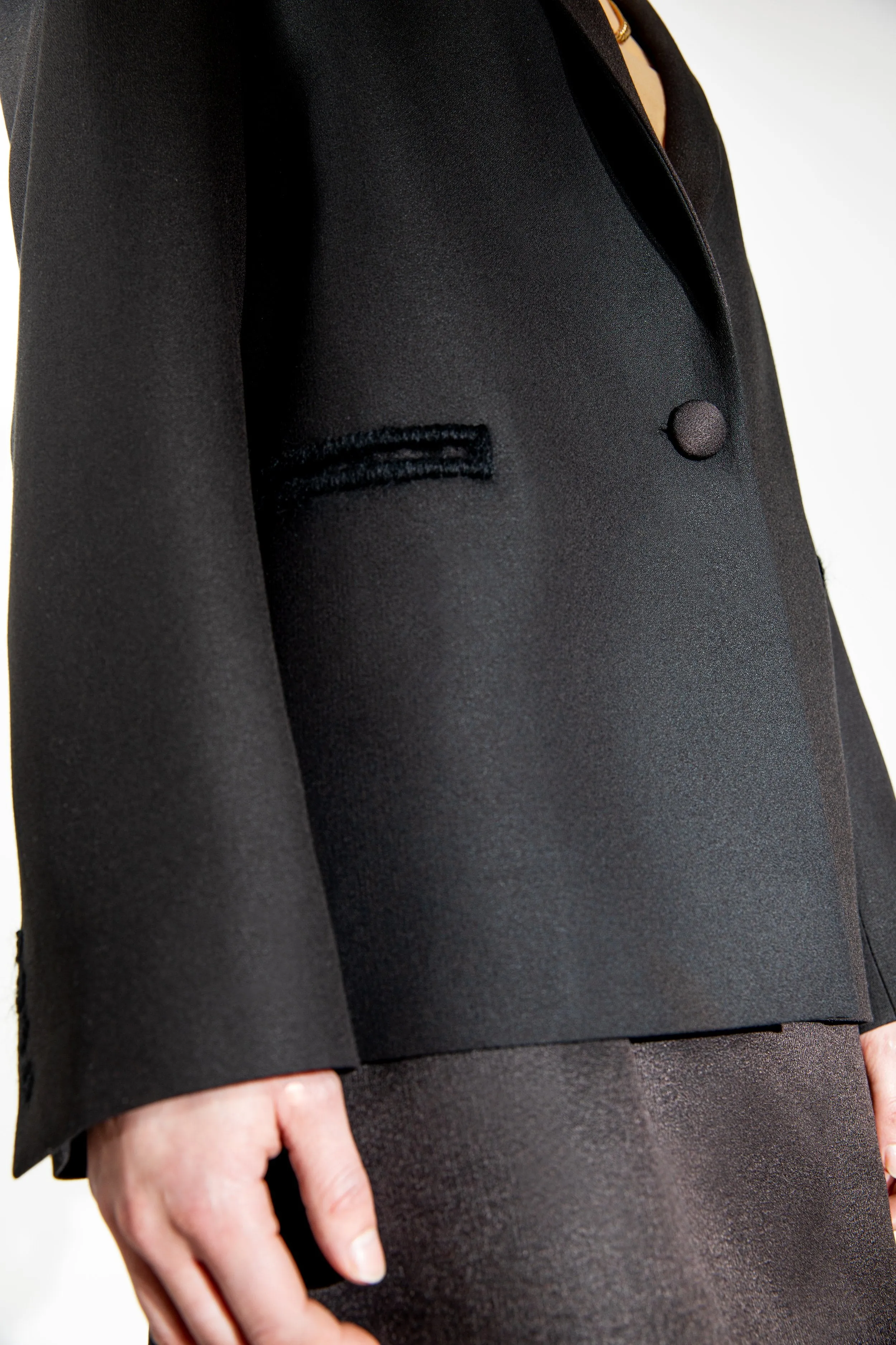 After Dark Blazer in Dry Crepe Sable