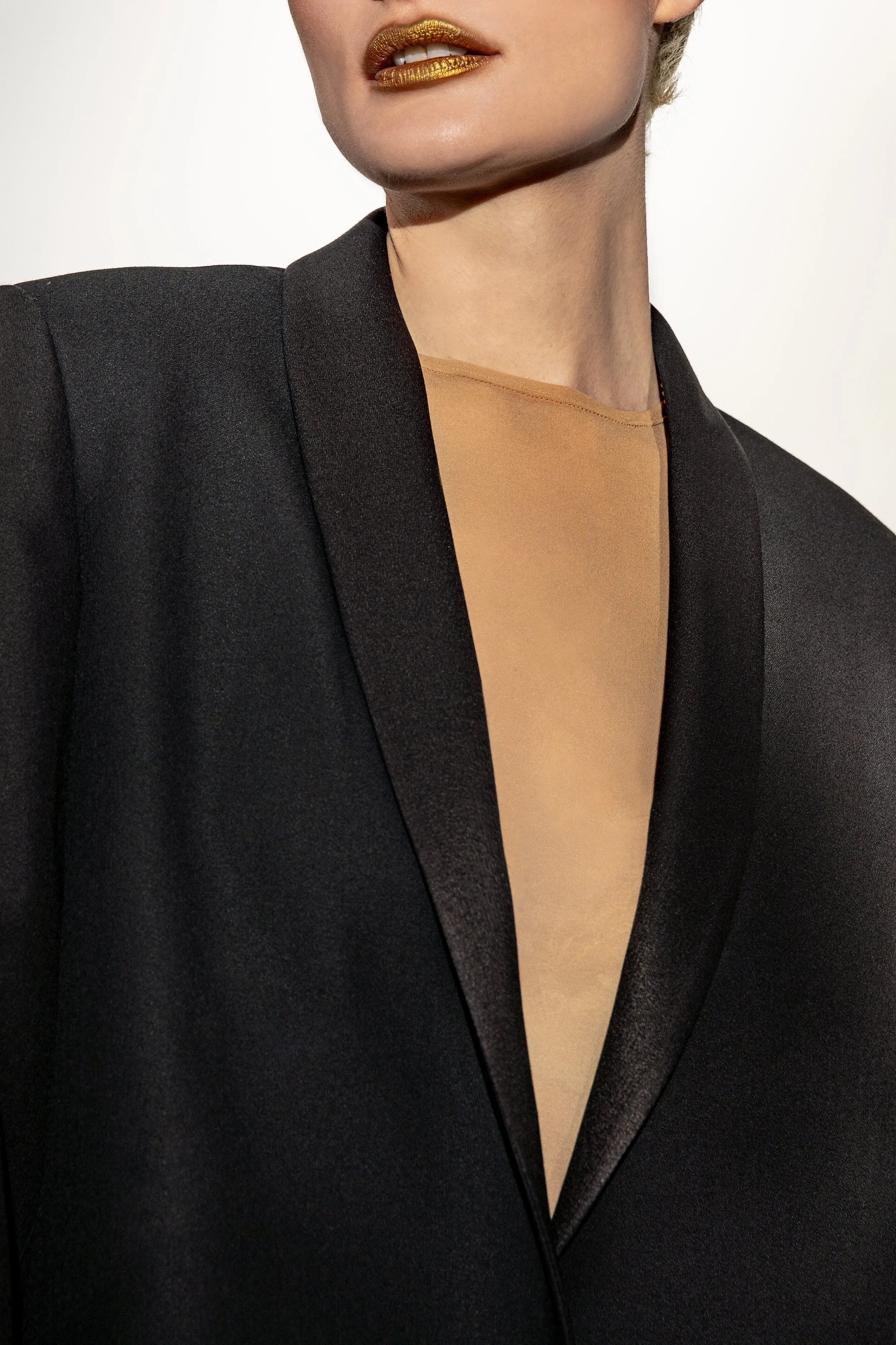 After Dark Blazer in Dry Crepe Sable