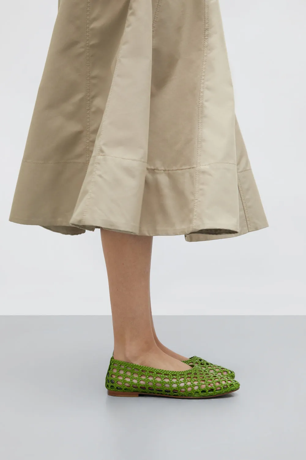 Ava Ballet Flats in Woven Green Leather
