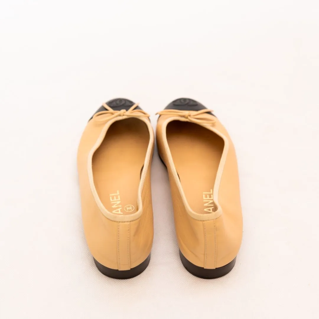 Chanel Classic Nude and Black Cap Toe Ballerina Flats  37.5