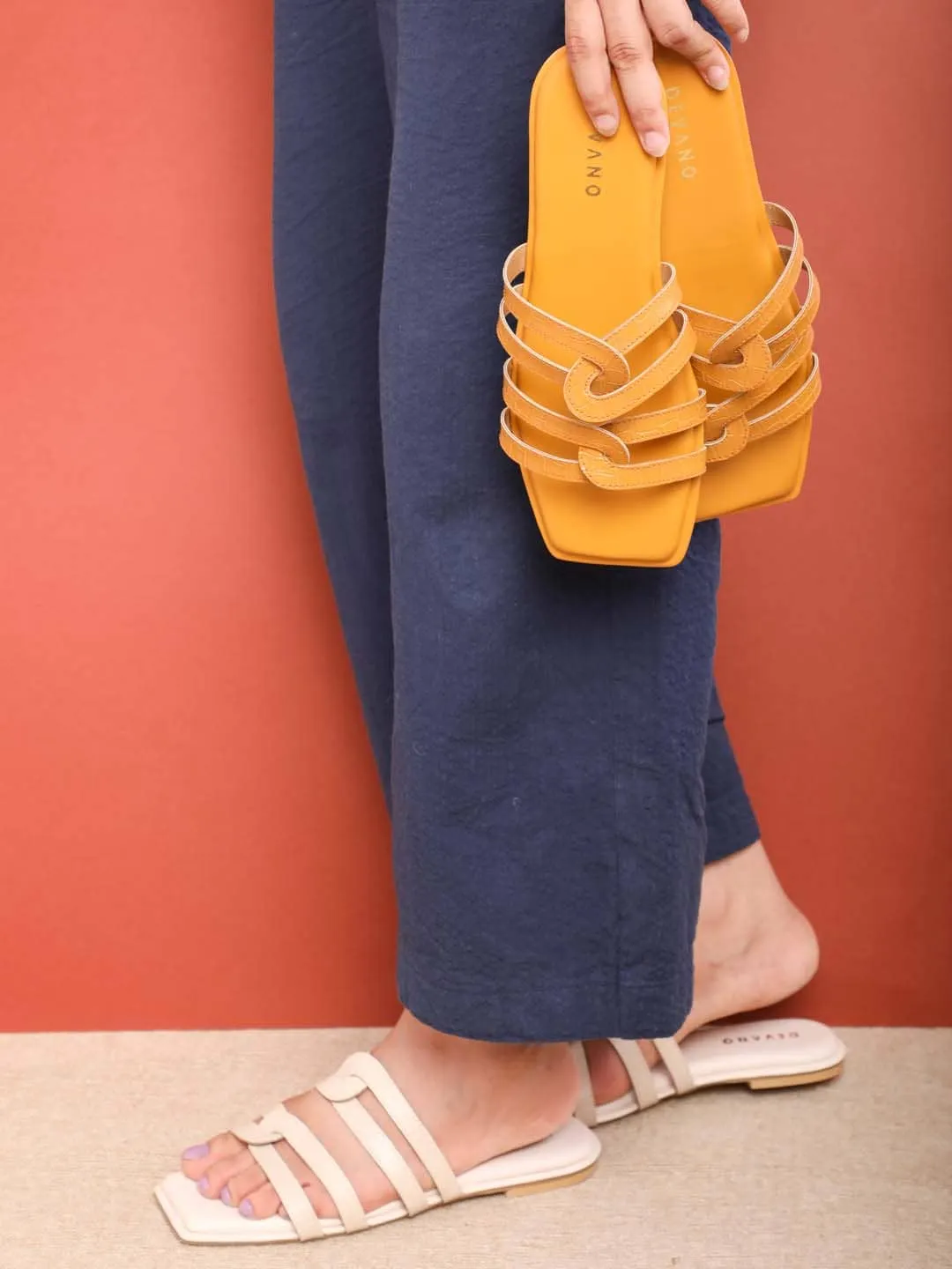 Fanny Twin Strap Flats Cream