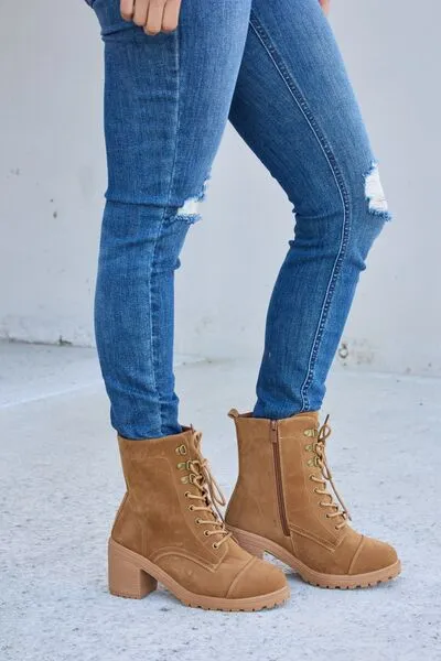 Lace-Up Zipper Detail Block Heel Boots in Tan
