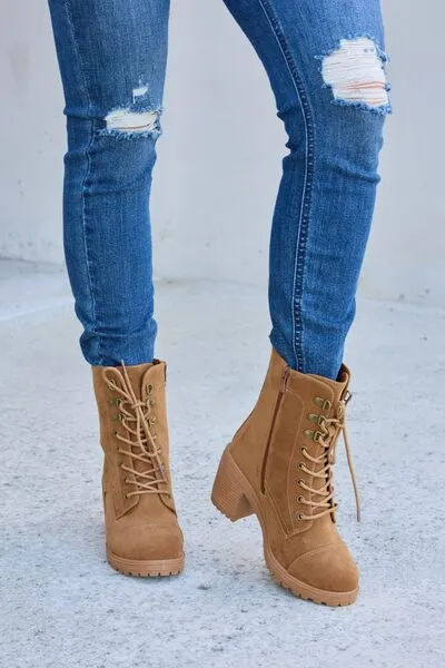 Lace-Up Zipper Detail Block Heel Boots in Tan