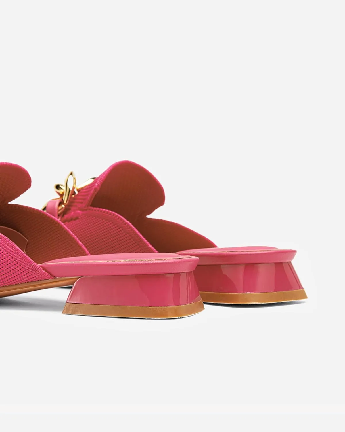 Mousse Fit Women Flat Mules Commute Pointed Toe Mules Flats Slip On Slides Walking Shoes