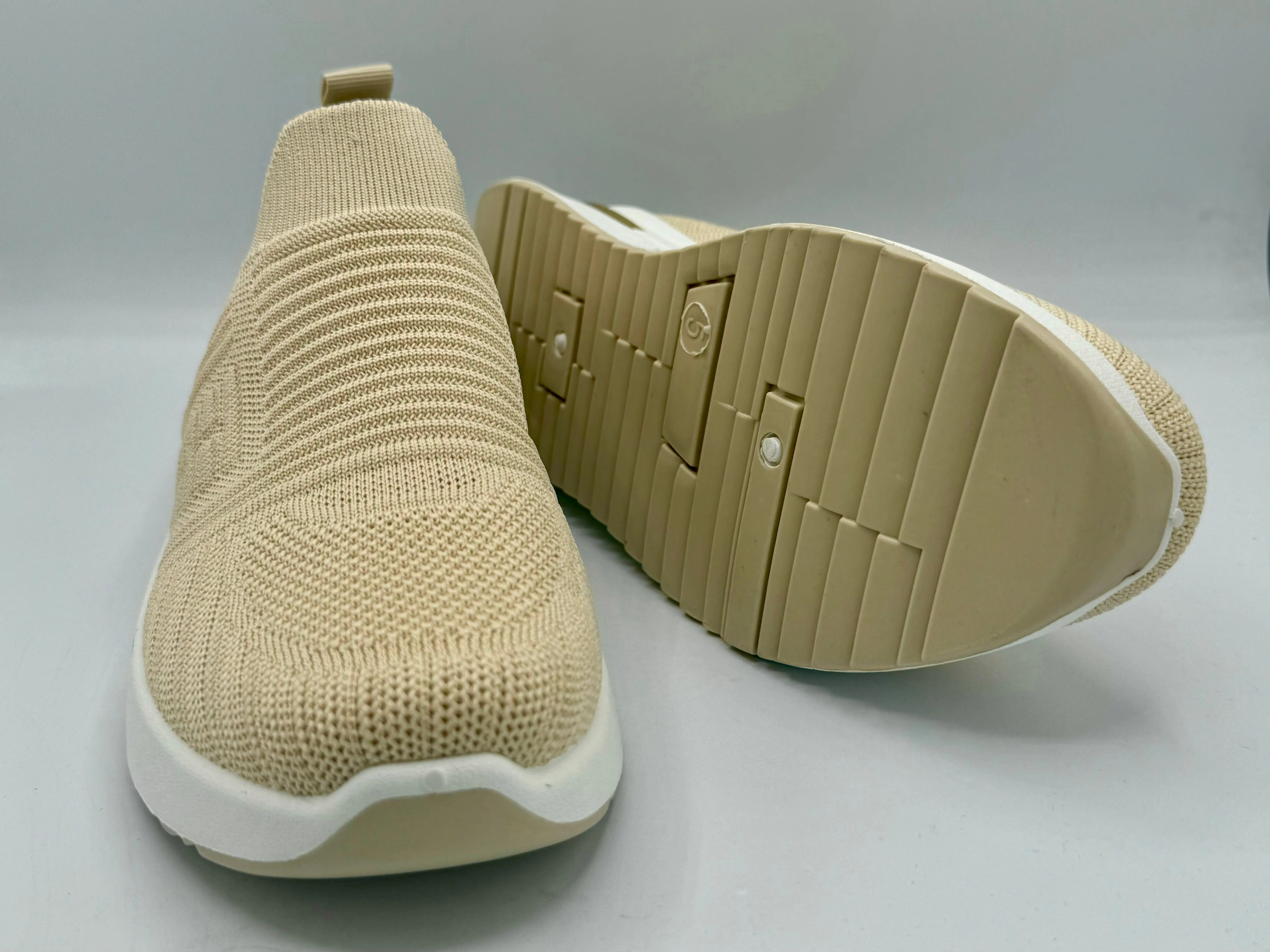 Simone sock trainer - beige
