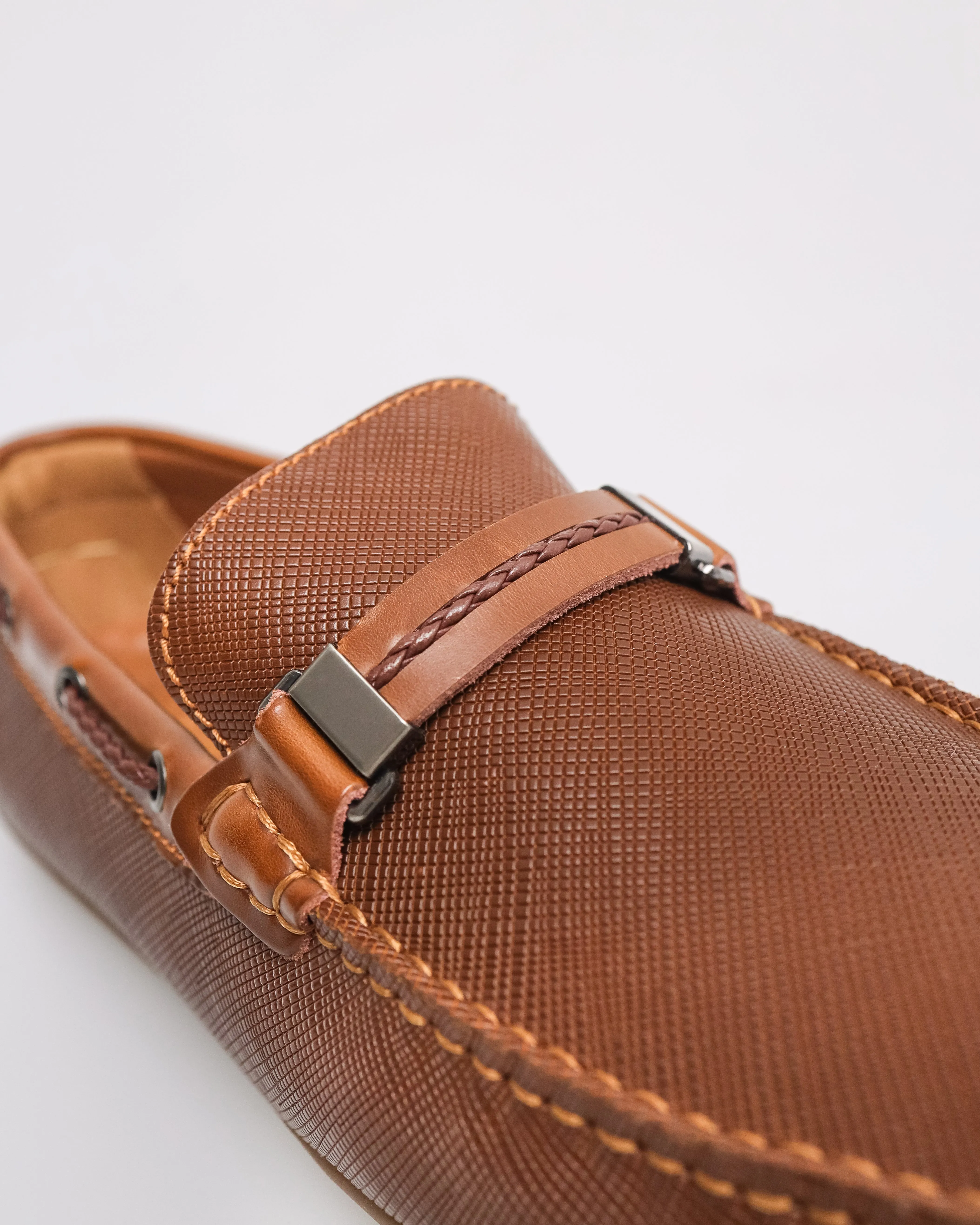 Tomaz C432 Men's Buckle Moccasins