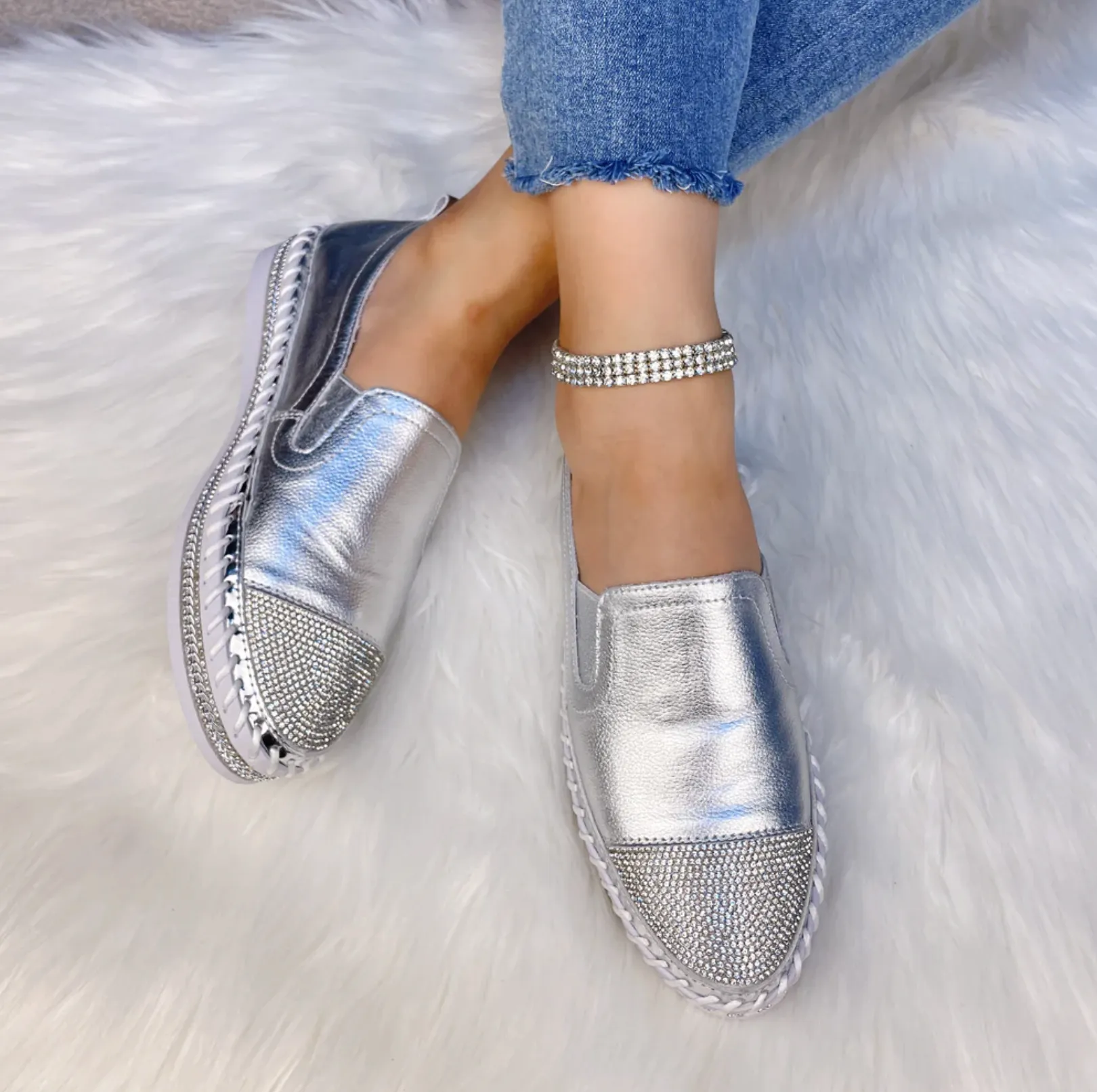 Woman Leather Moccasins