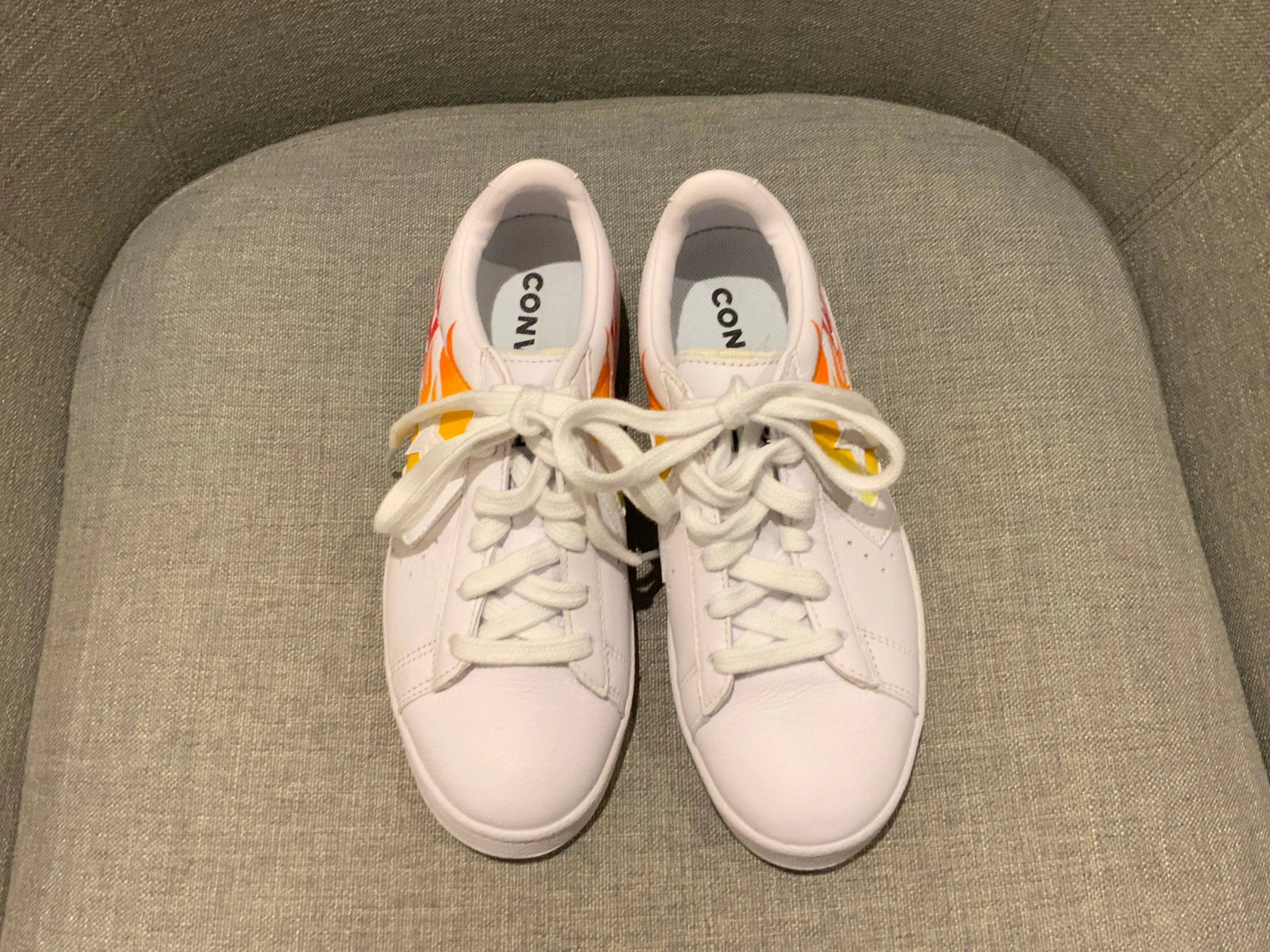 Woman's Sneakers & Athletic Shoes Converse Bold Fiery Pro Leather OX Trainers ladies