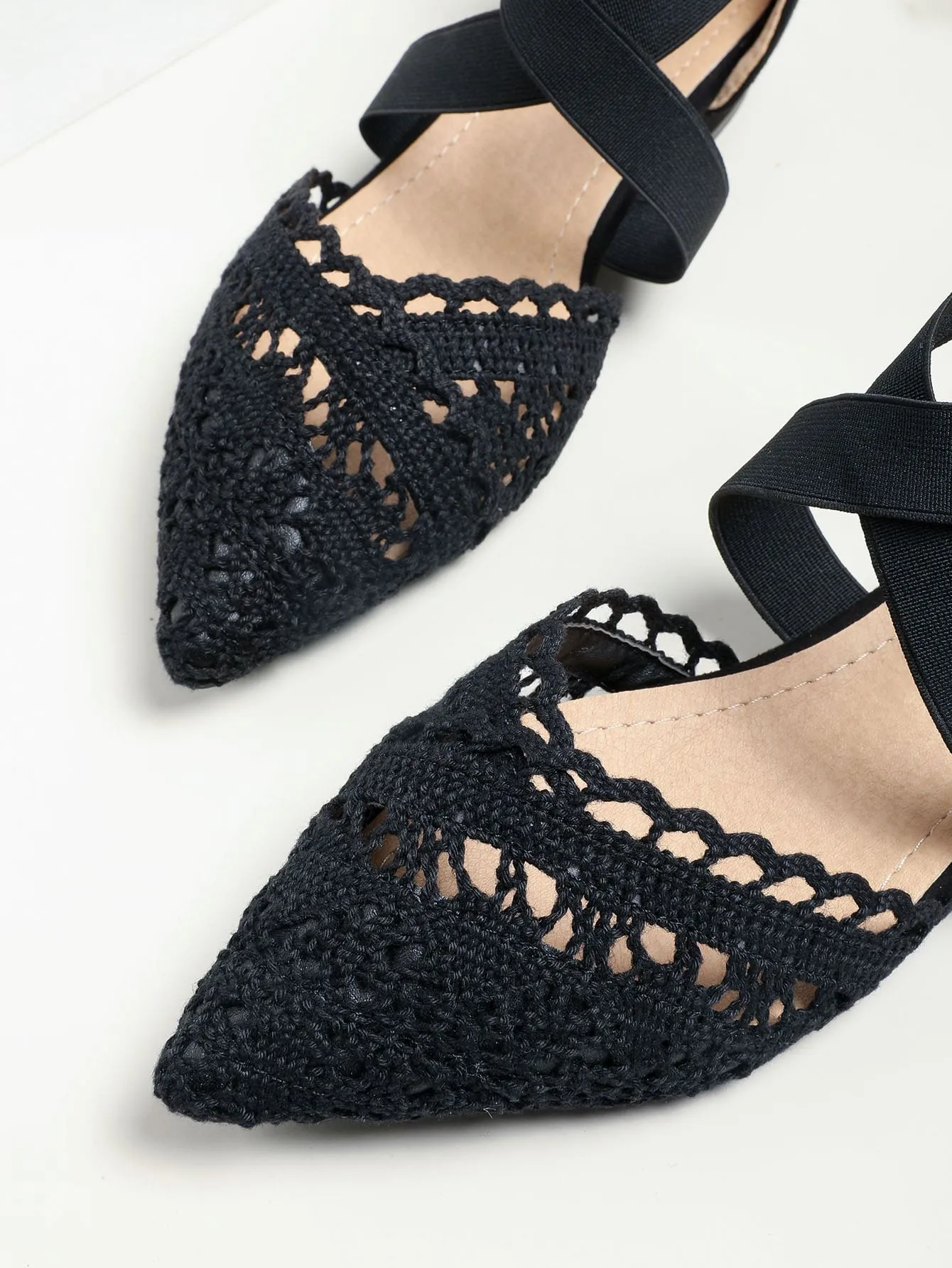 Women Minimalist Cross Strap Lace Flats